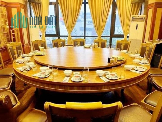 Nhà Mặt Phố Văn Cao - Ba Đình I Diện tích 48M I Mặt tiền 5M I 5 Tầng I Giá 24.5 tỉ