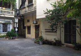 Hoàng Hoa Thám 💥sân đá bóng💥ngõ rộng, 3 tầng, 4.39 tỷ