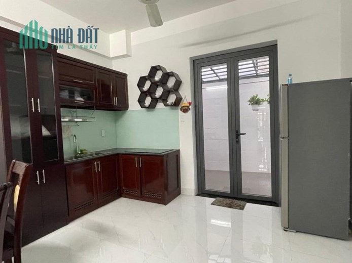 Bán nhà đẹp-HXH Nguyễn Thị Thập. Tân Phú q7.Dt 4m x 18m - 2 lầu - 4 pn - 5Wc