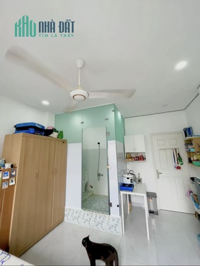 CẦN SANG NHƯỢNG LẠI GẤP PHÒNG CÓ BALCON  FULL NỘI THẤT TRUNG TÂM BÌNH THẠNH