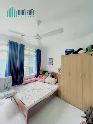 CẦN SANG NHƯỢNG LẠI GẤP PHÒNG CÓ BALCON  FULL NỘI THẤT TRUNG TÂM BÌNH THẠNH
