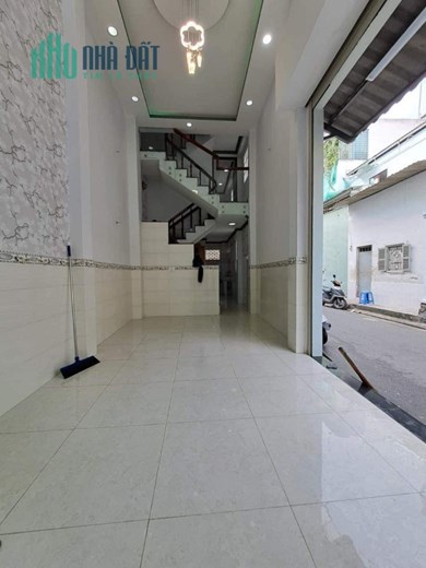 Bán nhà 44m² 4tầng Cống Lở Tân Bình SHR – hẻm xe tải, giá 4 tỷ nhỉnh. LH : 0932030061