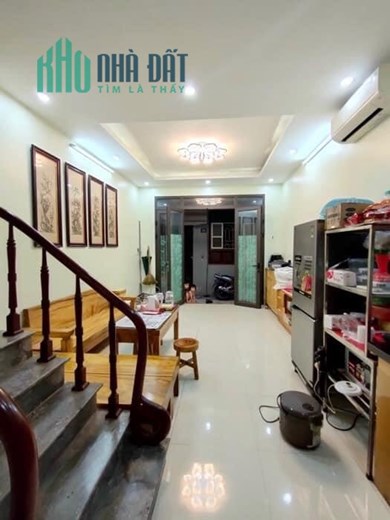 Bán nhà ngõ 263 Lê Trọng Tấn 52m 5T MT4.2 4.05 tỷ-ngõ thông-view hồ