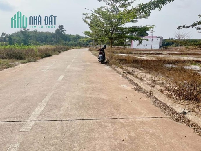 CHỦ KẸT TIỀN TRẢ GIÁ NÀO CŨNG BÁN ĐẤT TẠI XÃ LONG ĐỨC , LONG THÀNH 0938974428