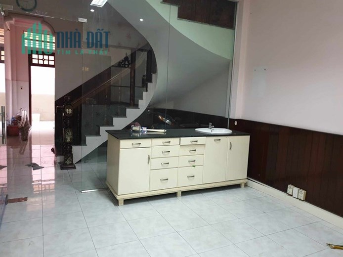Bán nhà mặt tiền KD Đường số 18, Bình Trị Đông B, Bình Tân, 168m2, 3 tầng, ngang 8m. Giá