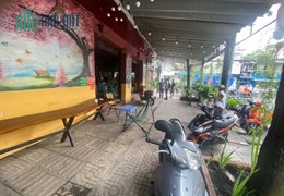 Làm nhiều việc và không có thời gian quản lí nên cần sang quán cafe  như hình
