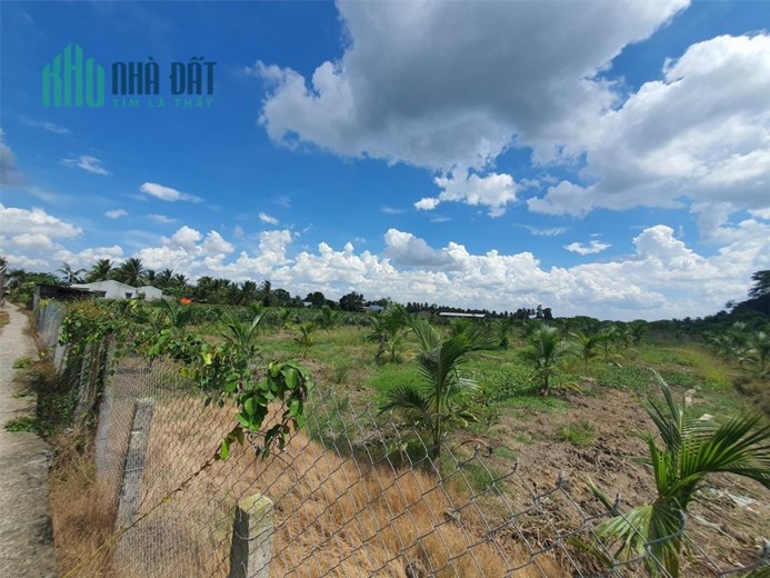CHÍNH CHỦ Cần Bán Nhanh Lô Đất  Vị Trí Đẹp Tại Chợ Gạo , Tiền Giang - Giá Cực Rẻ