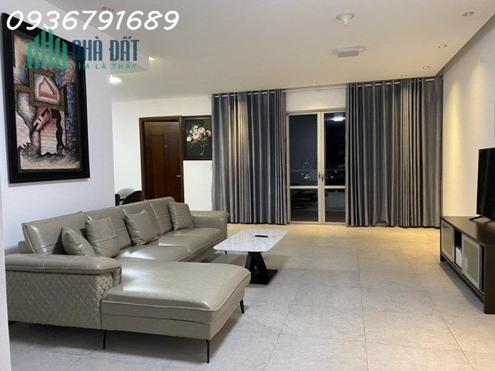 Cho thuê căn hộ cao cấp EverRich Quận 11, lầu cao view đẹp, 161m2 - 3PN - 3WC