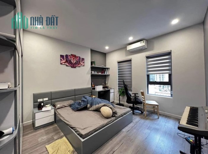 Bán nhà Trần Bình , 40m 5 tầng, 4 phòng, full nội thất, giá nhỉnh 5tỷ