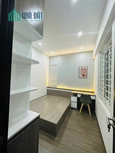 Bán nhà Trần Bình , 40m 5 tầng, 4 phòng, full nội thất, giá nhỉnh 5tỷ