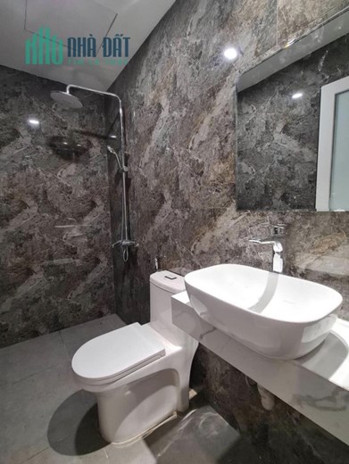 Bán nhà Trần Bình , 40m 5 tầng, 4 phòng, full nội thất, giá nhỉnh 5tỷ