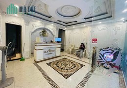 Bán gấp nhà Mặt phố Lê Quý Đôn giá 41 tỷ, 160m2, MT 10m, đầu tư XD