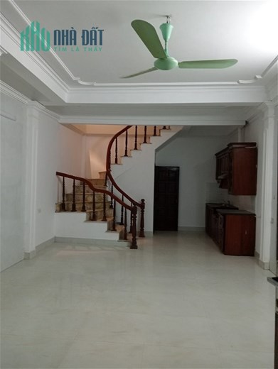 Siêu hiếm mặt ngõ 148 Trần Duy Hưng, Cầu Giấy, 35m2, 5 tầng, nhà đẹp, ở luôn giá 5.2 tỷ