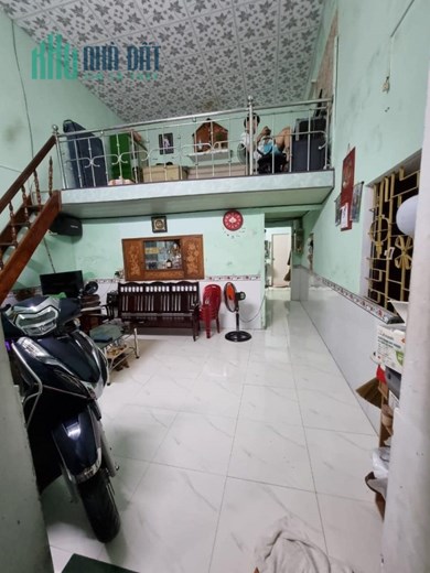 💥Bán nhà gác lững nhà chính chủ đang ở
💥Kiệt 2m5 trần xuân lê vị trí đẹp cách đường 10m ra đường