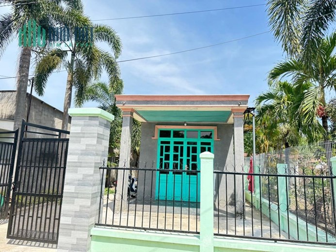 Cho thuê nhà nguyên căn 270m2, Đồng Xoài, Bình Phước