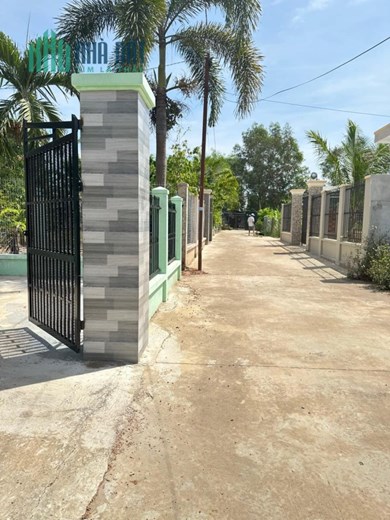 Cho thuê nhà nguyên căn 270m2, Đồng Xoài, Bình Phước