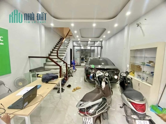 PHÂN LÔ LIỀN KỀ PHÙNG KHOANG KĐT ĐẲNG CẤP THƯỢNG LƯU VỊ TRÍ ĐẸP VỈA HÈ Ô TÔ TRÁNH FULL NỘI THẤT