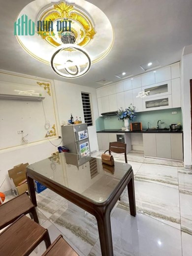 Bán nhà Thụy Phương 3.6 Tỷ, 6 Tầng, Mặt 5.3m 10m ô tô tránh.
Bắc Từ Liêm 0965283789