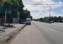 BÁN ĐẤT - Quốc Lộ 1A Trung Tâm Thị Trấn Nghèn , Huyện Can Lộc.