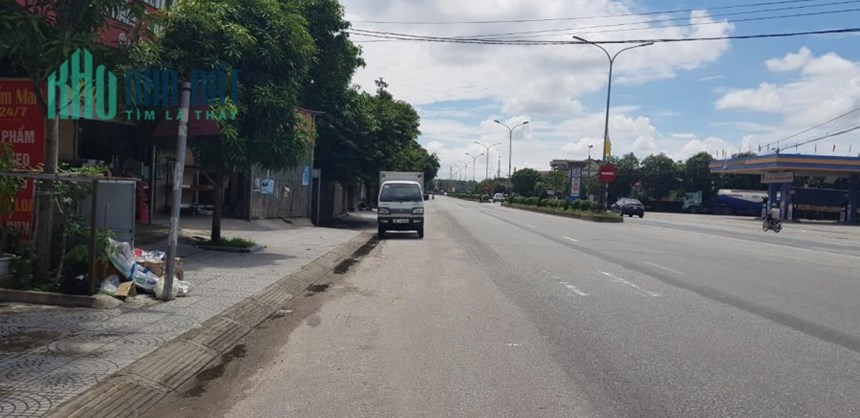 BÁN ĐẤT - Quốc Lộ 1A Trung Tâm Thị Trấn Nghèn , Huyện Can Lộc.