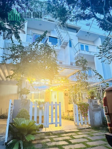 TIẾP TỤC BÁN 1 CĂN NHÀ PHỐ KHANG ĐIỀN - NỘI THẤT ĐẸP - 115M2 - GIÁ 11.8 TỶ TL