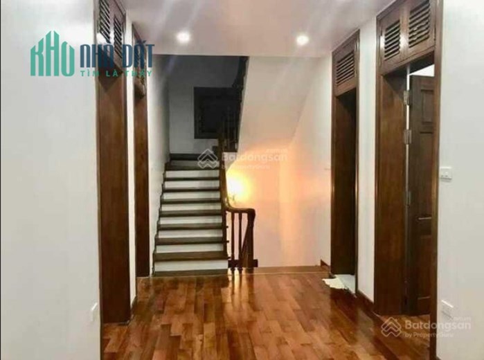 Bán biệt thự lô góc, có nhà trên sổ, sân vườn, TK đẹp, Pháp Vân, Hoàng Mai, 320m2, 4 tầng.