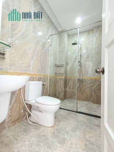 Nhà Lê Đức Thọ, 4m5 x 14m, 4 tầng, hẻm 7m thông chỉ 6.25 tỷ