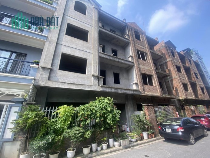 BÁN NHÀ LIỀN KỀ QUẬN HAI BÀ TRƯNG, PHỐ TRƯƠNG ĐỊNH, AN SINH CAO CẤP. 92M X 5T. GIÁ 13.5 TỶ