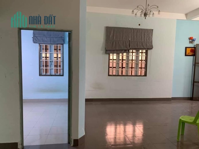 Bán biệt thự Mini ở TP Biên Hoà đường Nguyễn Thái Học, 200m2, 3,6 tỷ. Lh:0947789222