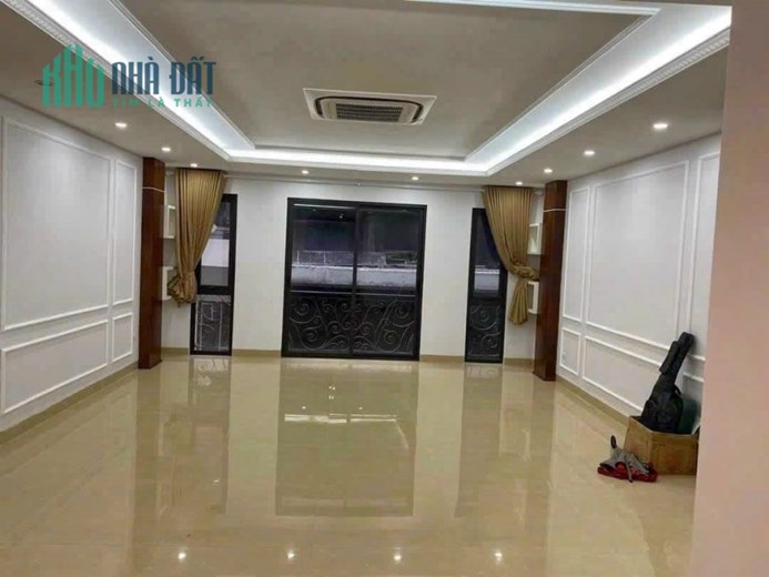 Bán Nhà Mặt Phố Cầu Giấy, Nhà Mới Xây 8 Tầng, đang cho thuê 60 triệu/tháng
