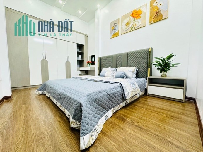NHÀ ĐẸP NHƯ KHÁCH SẠN, CÁCH 1 NHÀ RA PHỐ TẶNG FULL NỘI THẤT 40M2, 4T, 4.98 TỶ - THANH XUÂN - HN.