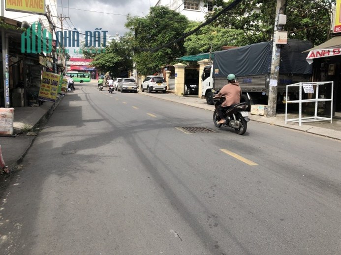 Bán Nhà Mặt Tiền Dương Quảng Hàm Gò Vấp 100m2 Ngang 5m Cực Ngon