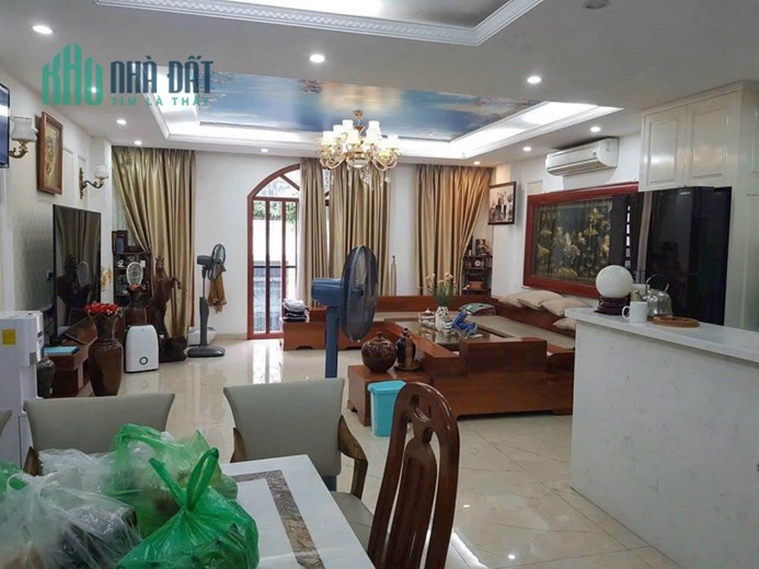 Cần Bán Nhà Mặt Phố Cầu Giấy,Xây 8 Tầng, cho thuê 60 triệu/tháng