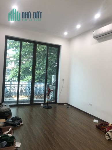 Tìm Khách Thuê Toàn Bộ Nhà  mặt phố Quan Nhân, Thanh Xuân