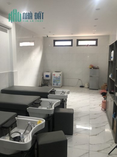 Chính Chủ Nhờ Cho Thuê Nhà Riêng Biệt KD mặt phố Quan Nhân, Thanh Xuân