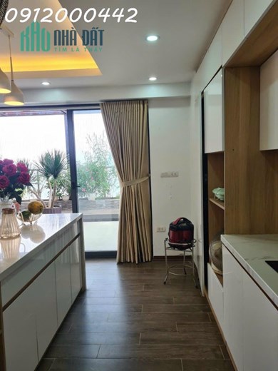 Penthouse Vinaconex 136 Hồ Tùng Mậu giá công khai 7.X tỷ thiết kế 2 tầng . Diện tích 209m2,