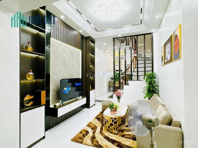 Bóc Tem! Phố Lương Định Của,43m²x4Tầng,3.5m,Ô Tô,Kinh Doanh,Nhỉnh 5Tỷ.