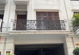 Chính chủ cho thuê Liền kê 90 Nguyễn Tuân, Phường Thanh Xuân Trung, Quận Thanh Xuân, Hà Nội.