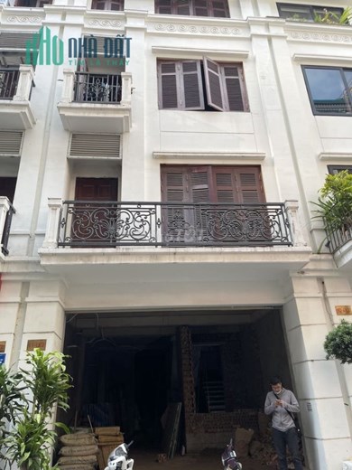Chính chủ cho thuê Liền kê 90 Nguyễn Tuân, Phường Thanh Xuân Trung, Quận Thanh Xuân, Hà Nội.
