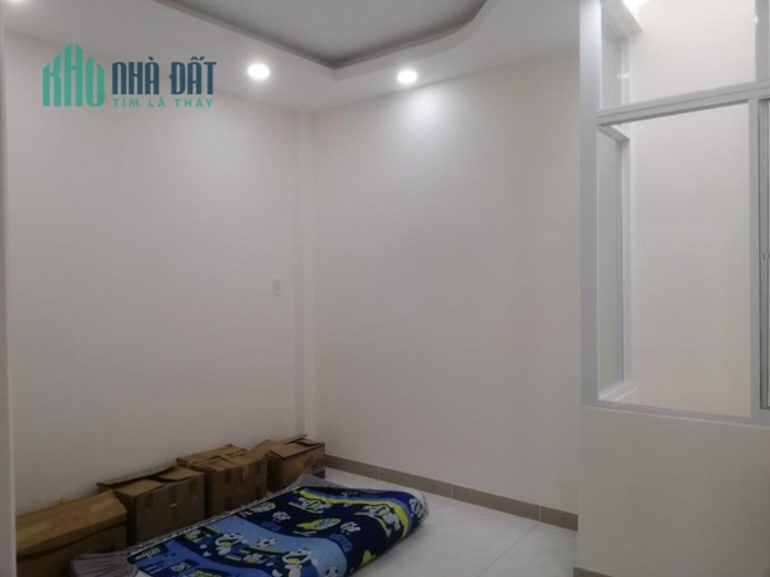 Bán nhà đang cho người yêu cũ thuê 😉 46.8m2 đường Nguyễn Văn Quá, chỉ 3.1 tỷ.