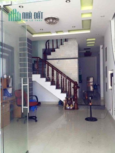 Nhà đẹp 3 tầng hẻm xe hơi Huỳnh Tấn Phát