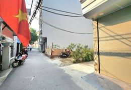 Bán đất Ngô Gia Tự, Long Biên, lô góc thoáng, oto vào rộng, 48m, mặt tiền: 4.5m, 3 tỷ