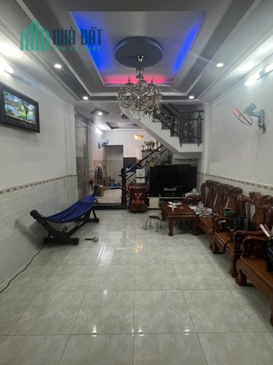Bán nhà miếu gò xoài Quận Bình Tân 👉Diện tích: 4m x 12m(Hoàn công đủ)