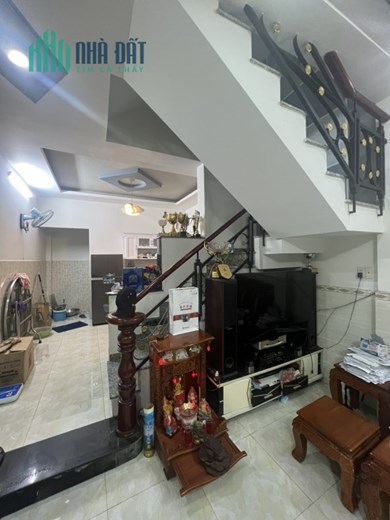 Bán nhà miếu gò xoài Quận Bình Tân 👉Diện tích: 4m x 12m(Hoàn công đủ)