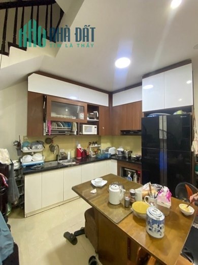 Cực hiếm 3.4 tỷ sở hữu nhà trung tâm Quận Đống đa 30m² đủ 3 ngủ, 30m ra Ô tô