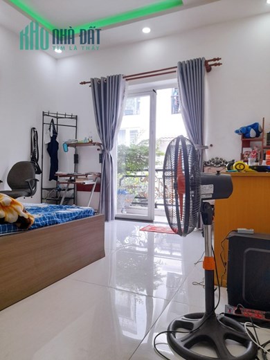 Ngộp An Dương Vương - Quận 5 - HXH Thông  - 4 Tầng - 52m2