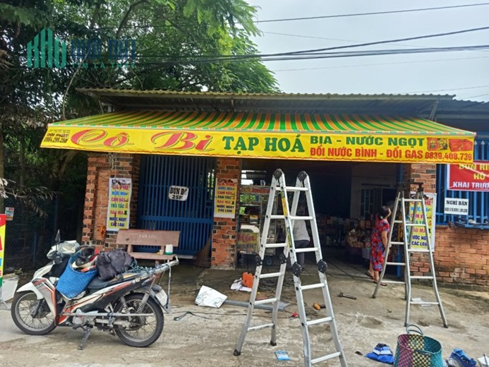 Chuyên thi công lắp đặt mái hiên mái xếp di động TPHCM