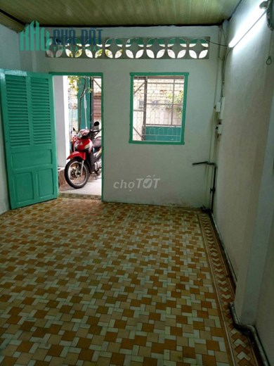 Nhà 4 phòng ngủ đường Hòa Hưng. Q10 - 9 triệu