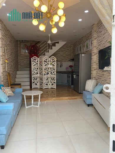 KẸT BANK GẤP BÁN NHÀ ĐẸP - HẺM BA GÁC 42M2 - SỔ NỞ HẬU. CHỈ 3.85