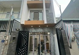 Chính chủ bán nhà riêng quận 9,1Trệt 2lầu Đường Phước Thiện- Đối diện Vinhomes Grand park q9